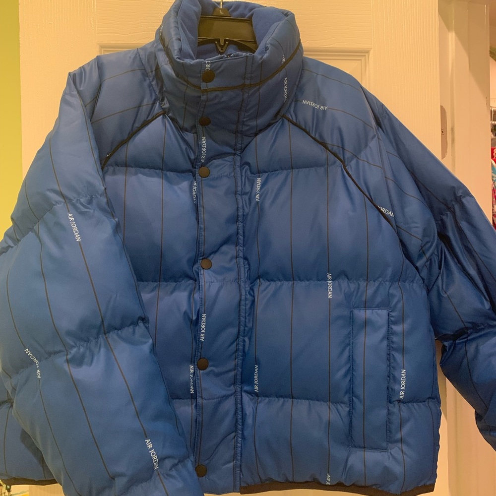 Air Jordan flight puffer jacket blue and black NWT oversized